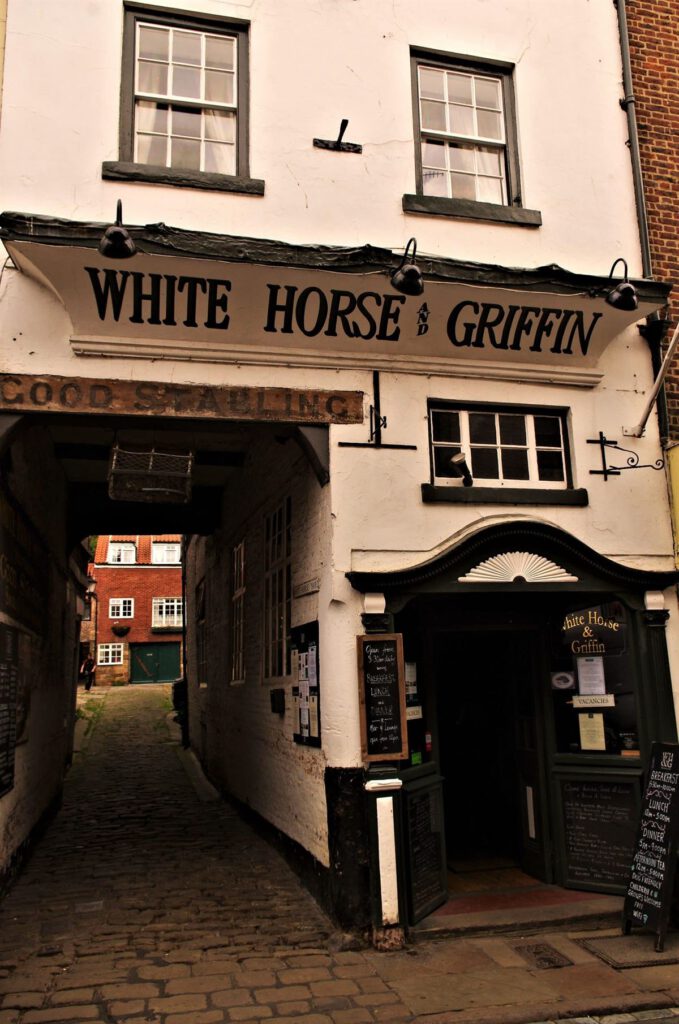 White Horse Griffin – Mick West