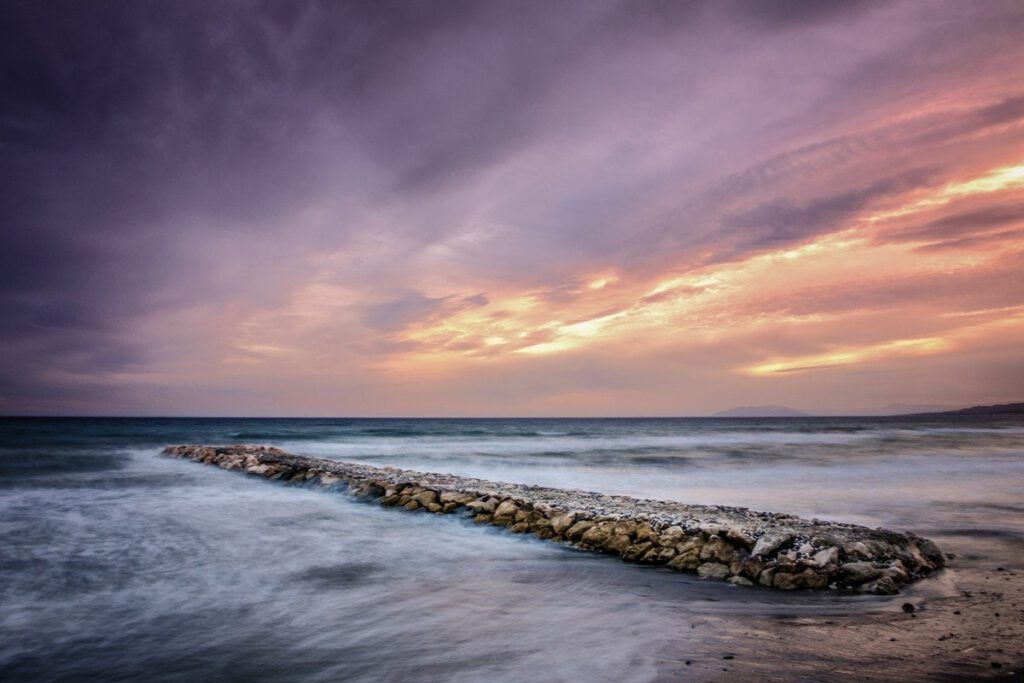 Beach Sunset: Duncan Gray