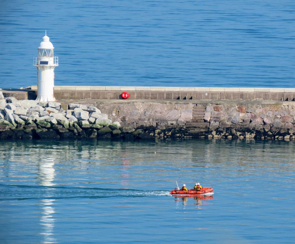 The Inshore Lifeboat Returns - Helen Hillman