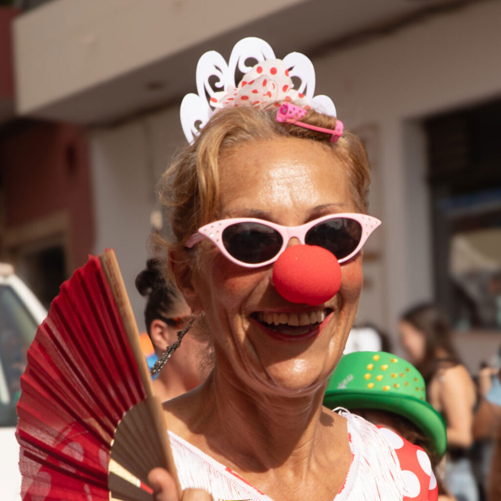 HAPPY-CLOWN_Wendy-Kerr