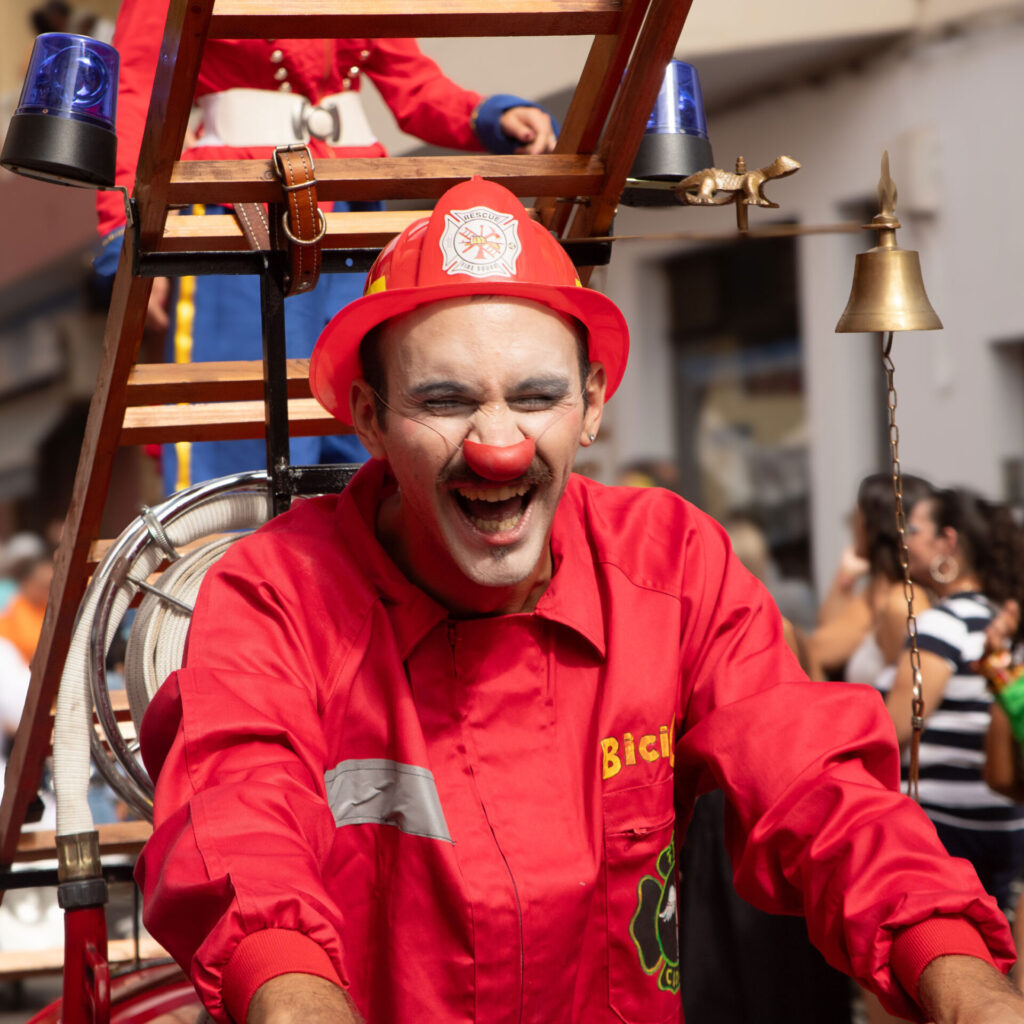HAPPY-FIREMAN_Wendy-Kerr