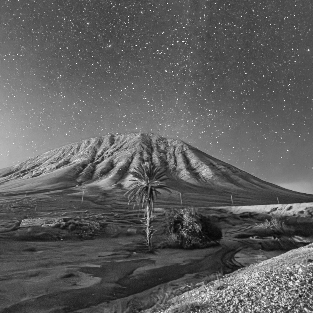 STARRY NIGHT AT TINDAYA MOUNTAIN_Wendy Kerr
