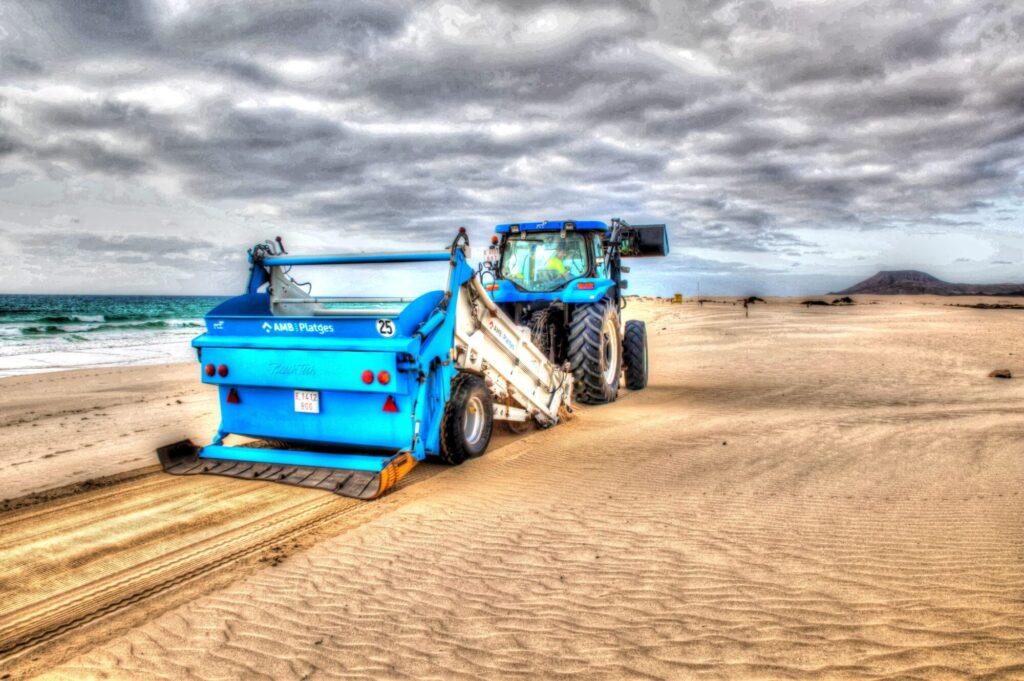 SAND CLEANER_Keith Dawson