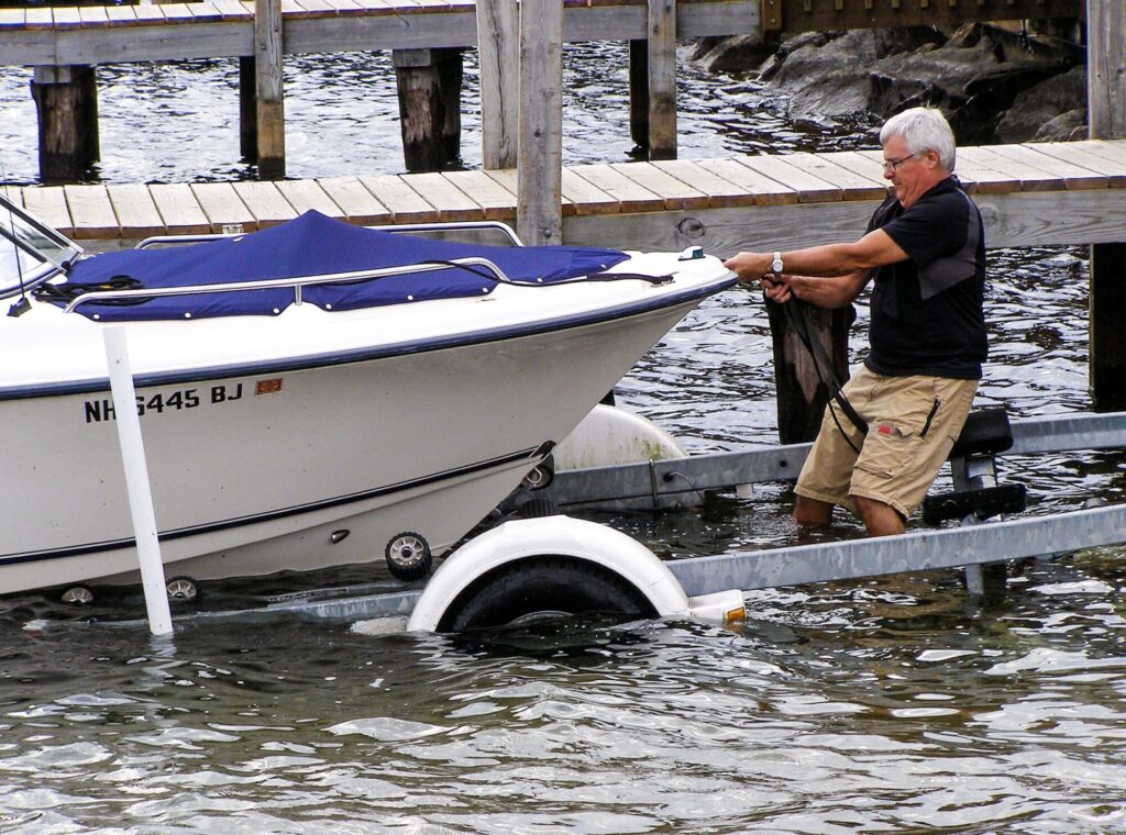 THE TRAILER FOR ONE MAN AND HIS BOAT_Lee Mullins