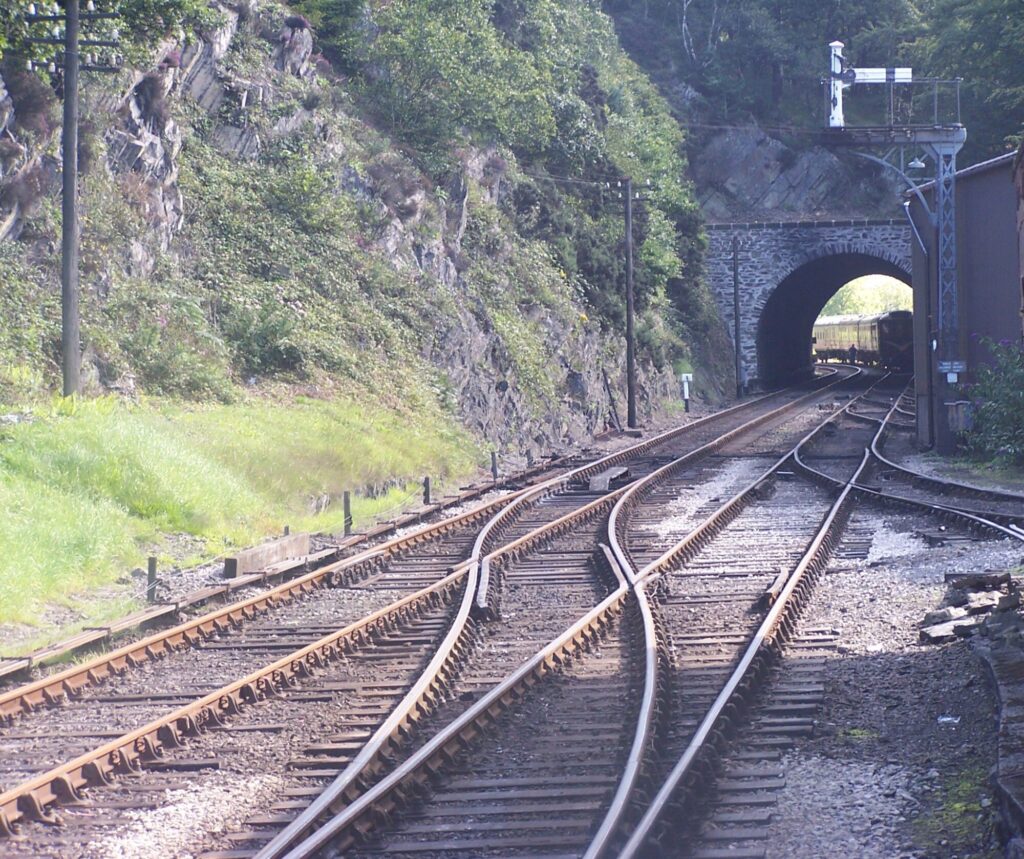 LAKESIDE AND HAVERTHWAITE RAILWAY_Larry Coleman