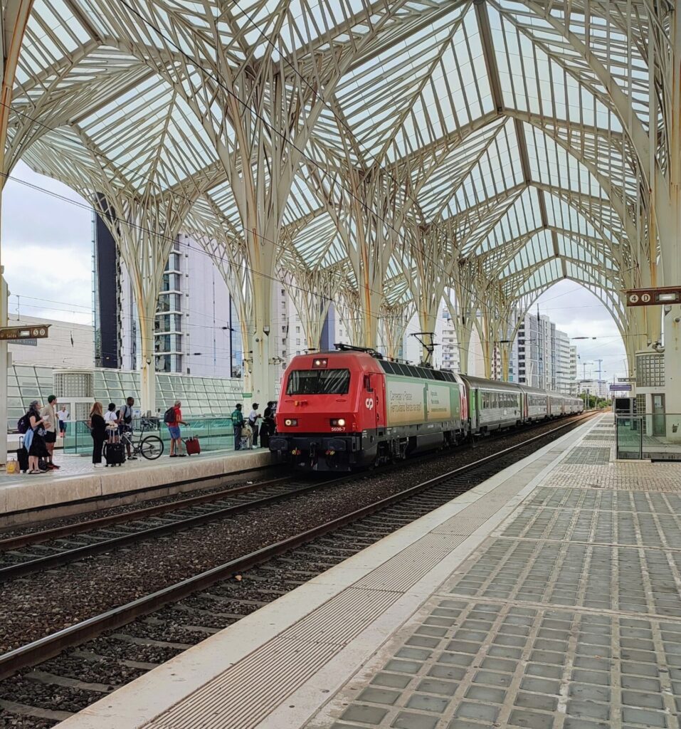 ORIENTE STATION_Helen Hillman